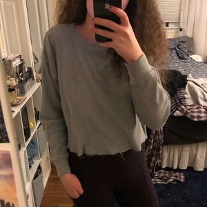 BRANDY MELVILLE⭐️ grey weave crop top